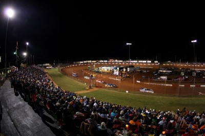 The stands were nearly full at Dixie. (Dixie Speedway)