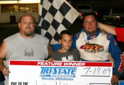 Justin Wells in victory lane at Tri-State. (Clarissa Essary)