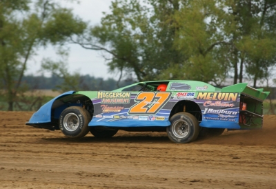 Rodney Melvin gets up to speed at the D-shaped track. (kohlsracingphotos.com)