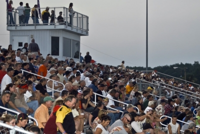 Ocala fans pack the stands for an '09 event. (cgphotographylargo.com)