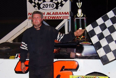 Chris Ragan in North Alabama's victory lane. (photobyconnie.com)