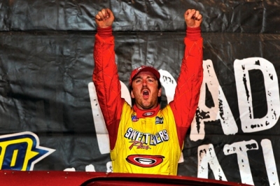 Tim McCreadie celebrates his victory in East Bay's Winternationals finale. (thesportswire.net)