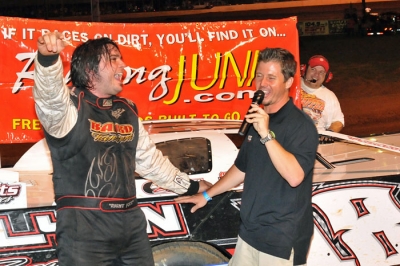 Ronny Lee Hollingsworth enjoys his victory lane interview. (theinfieldidiot.com)