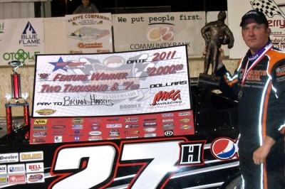 Brian Harris earned $2,000 for Thursday's victory at West Liberty. (Barry Johnson)