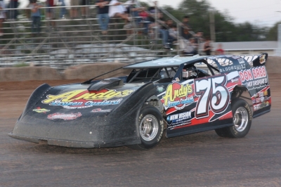 Terry Phillips dominated July 8 at Liberal, Kan. (Ron Mitchell)