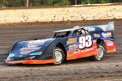 Ray Moore zips around Battleground, where he won two weekend SUPR races. (ronskinnerphotos.com)