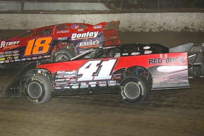 Brad Neat (41) heads for a third-place finish in the World 100. (Jeremey Rhoades)