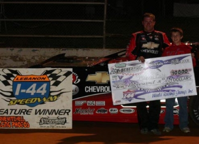 Shannon Babb picked up $10,000. (Ron Mitchell)