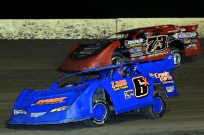 Rob Litton (6x) has the edge on runner-up Ashley Newman (73) at Greenville. (Best Photography)