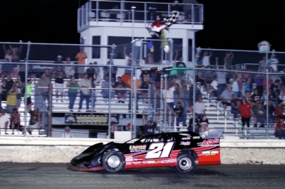 Ivedent Lloyd Jr. takes the checkers in Ocala, Fla. (photosbytrace.com)
