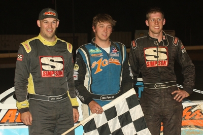 Winner Mike Pegher (center) leads the Roaring Knob podium. (Tommy Michaels)