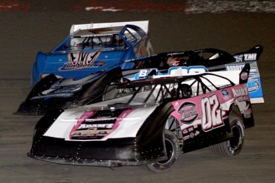 Keith Nosbisch heads to victory at East Bay. (Mike Horne)