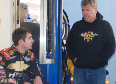 Mark Richards (right) and son Josh. (DirtonDirt.com)