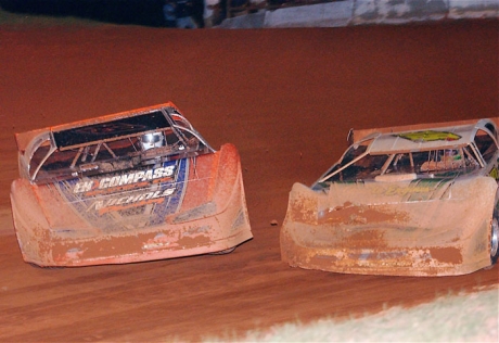 Jeff Smith (right) challenges Jonathan Davenport (left). (Brian McLeod)