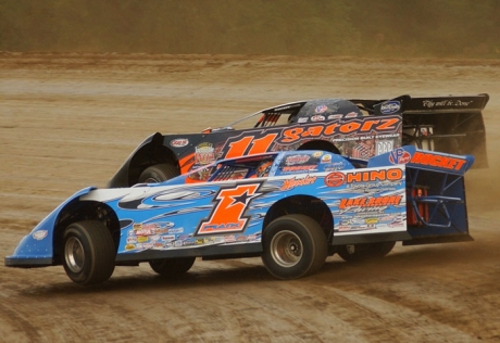 Chub Frank (1*) tunes up in hot laps. (Ken Cunningham)