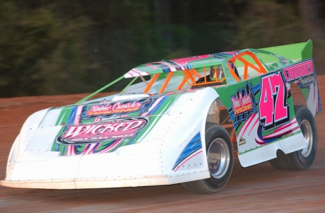 Tyler Ivey tunes up Saturday at Waycross, Ga. (Brian McLeod)