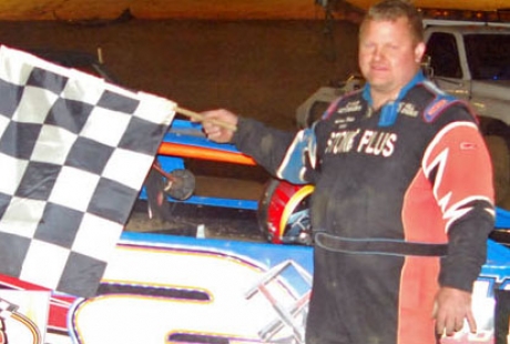 Anthony White wins at Wartburg. (photobyconnie.com)