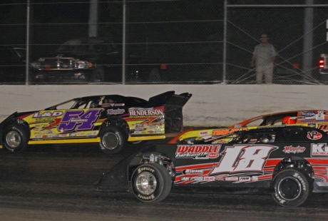 David Breazeale (54) heads for victory. (Woody Hampton)