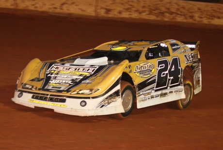 Jimmy Schiltz sets fast time before his flag-to-flag, 50-lap victory. (Gary Laster)