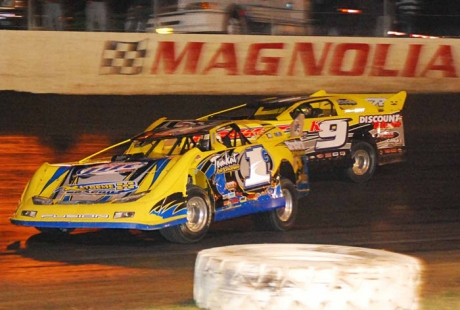 Winner Rodney Wing (1c) battles Steve Bryan (k9) at Magnolia. (photobyconnie.com)