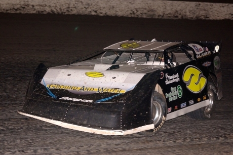 Trevor Glaser steers toward victory at Santa Maria. He earned $5,000. (K.C. Rooney)