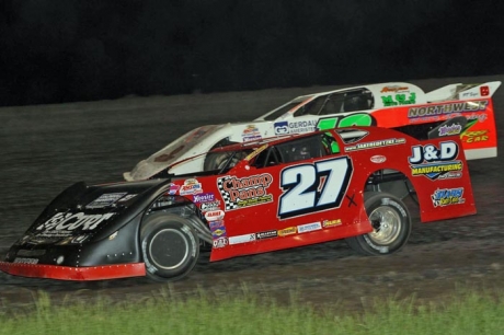 Jake Redetzke (27) heads toward victory at Red River Valley Speedway. (crpphotos.com)