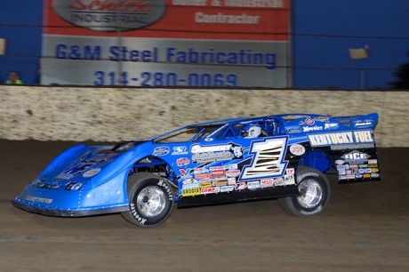 Josh Richards heads for his eighth WoO victory of 2011. (stlracingphotos.com)