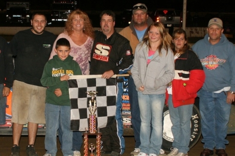 Ricky Elliott's team celebrates in Cumberland, Md. (Tommy Michaels)