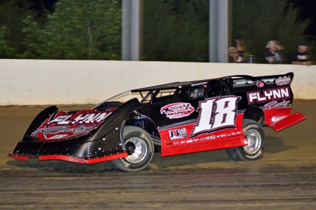 Ronny Lee Hollingsworth of Northport, Ala., heads to victory. (photobyconnie.com)