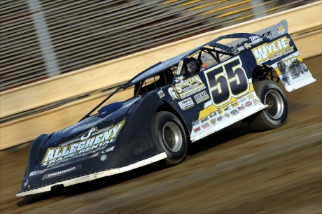 Feature winner Joe Martin gets rolling at Sharon Speedway on June 23. (jmsprophoto.com)