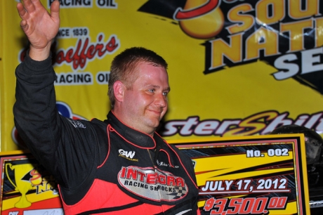 Mike Marlar waves to the Smoky Mountain crowd. (mrmracing.net)