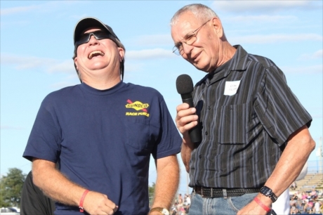 Announcer James Essex (left) laughs at comments from inductee Don Hobbs. (Jeremey Rhoades)