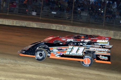 Rob Blair (11) grabbed a $3,000 victory at Mercer's Chiller Thrill. (Jason Shank)