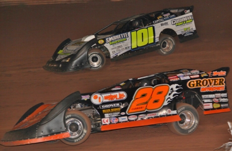 Casey Roberts (101) edged Eddie Carrier Jr. (28) at I-77 Raceway Park. (Gene Lefler)