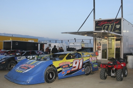 Tyler Erb's team pitted at Devil's Bowl Speedway near Dallas, Texas. (Steven Janek)