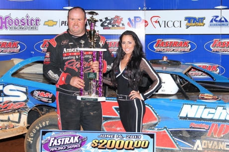 Dennis Franklin celebrates his $2,000 Fastrak victory. (Zack Kloosterman)