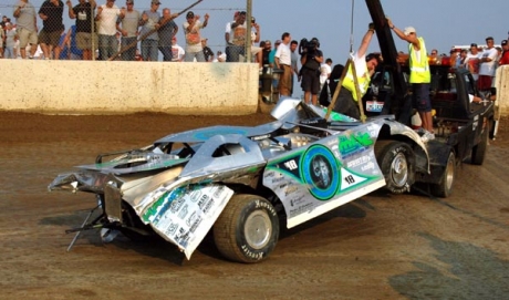 Scott Bloomquist's silver anniversary debut was brief. (Darrell Willrath)