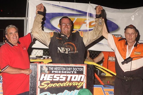 Dan Stone celebrates in victory lane. (pbase.com/cyberslash)