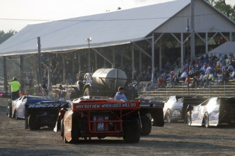 Fairbury American Legion Speedway expects a huge crowd for WoO's first visit. (DirtonDirt.com)