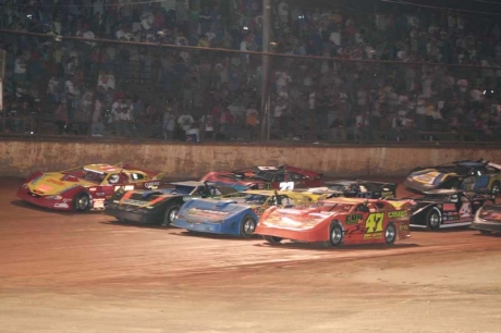 The field forms to salute the Ponderosa crowd. (Derrick Strader)