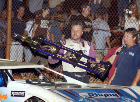 Dennis Erb Jr. collects his hardware. (kohlsracingphotos.com)